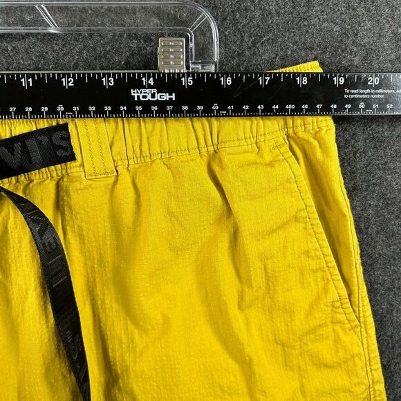 Levis Shorts Men's Extra Large Yellow Ripstop Belted Utility Zip Pocket - Picture 8 of 11